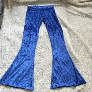 Crushed velvet blue flare pants